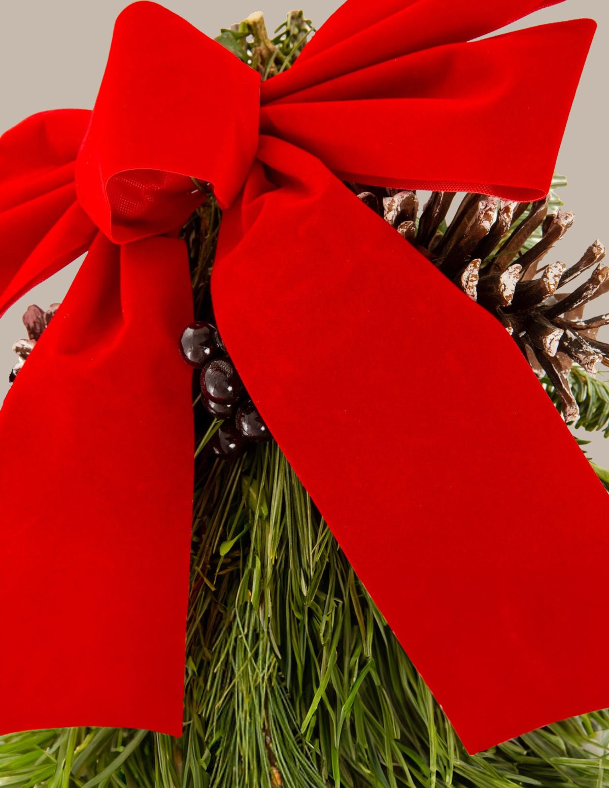 20" Holiday Door Swag Hover